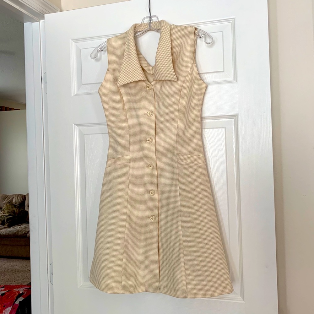 Beige button dress